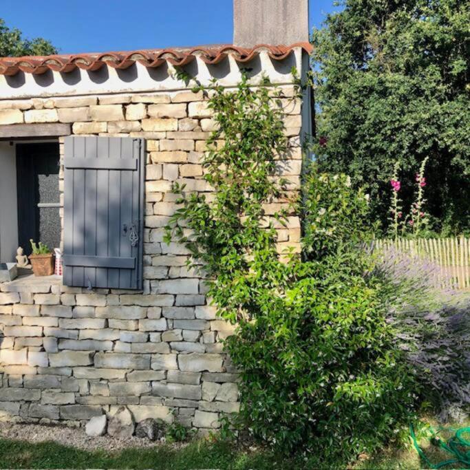 Maison Vendeenne A 5 Min Du Bord De Mer Saint-Hilaire-la-Foret Exterior photo
